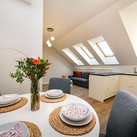 New Apartment 6 - Self Check In, Free Parking Bratislava Buitenkant foto